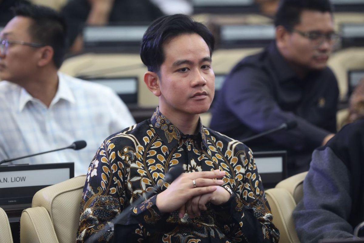 Gibran Janji Tindak Lanjuti Persoalan Bukti Kelulusan SMA